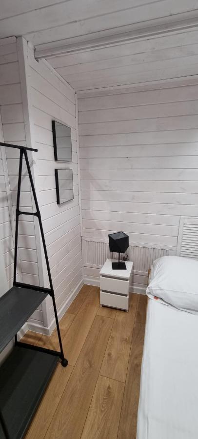 Tatarak Domki Na Mazurach - Apartament Z Duzym Tarasem Nad Jeziorem Walpusz Stare Kiejkuty Eksteriør bilde